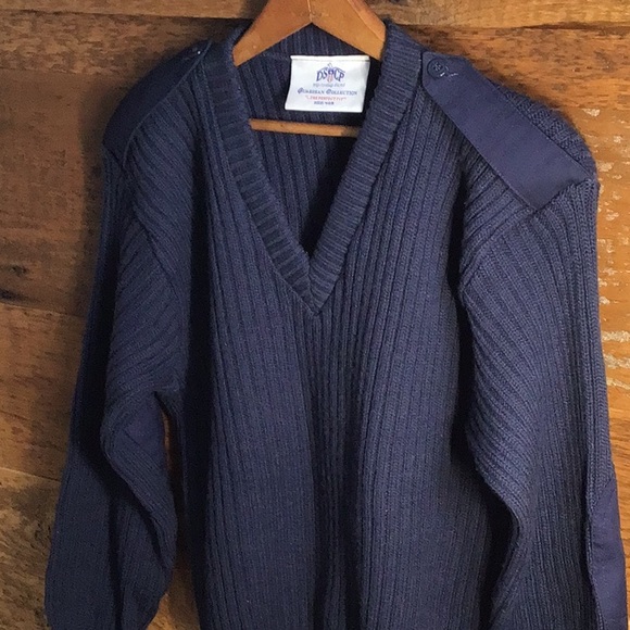 DSCP GUARDIAN COLLECTION Navy Blue military Sz 40 R Ribbed V-Neck wool Sweater - Picture 2 of 10